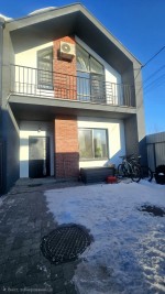 Дніпровська, 12 (пгт. Гостомель, г. Ирпень) - Продається таунхаус, 140000 $ - АФНУ