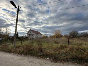 вул.Центральна, 2-а (с. Дружня, Бородянский район) - Продається ділянка під забудову, 11000 $ - АФНУ