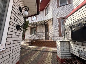 Вишнева, 20 (г. Винница, Замостянский район) - Продається будинок, 250000 $ - АФНУ