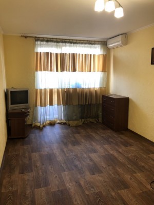 Генерала Алмазова (г. Николаев, Заводской район) - Продається квартира, 32000 $ - АФНУ