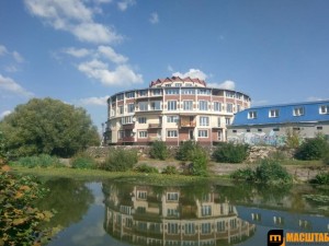 ул. Драгоманова, 27 (г. Ровно, Гідропарк) - Продається квартира, 18500 $ - АФНУ