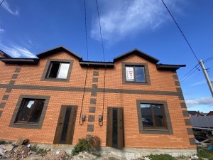 пл. Соборна (с. Зарванцы, Винницкий район) - Продається таунхаус, 53000 $ - АФНУ